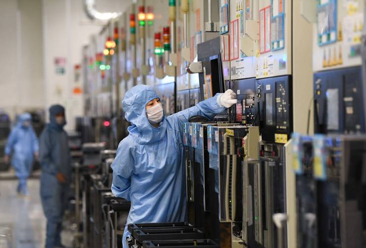 電子信息產業格局演變 深圳蘇州鞏固龍頭地位，成渝借勢蓄力崛起